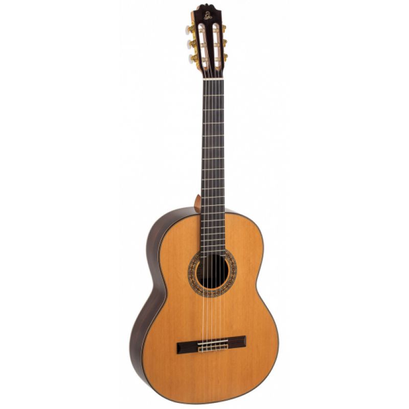 Классическая гитара ADMIRA A20